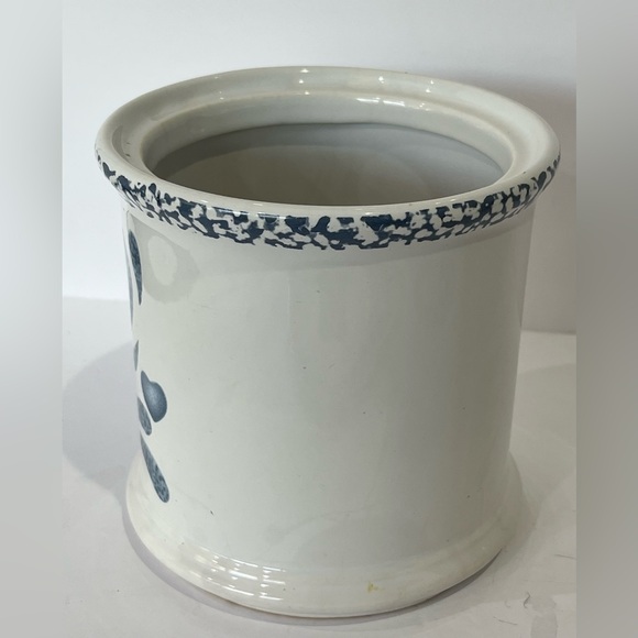 Jay Imports Blue Heart Corelle Coordinates Ceramic Canisters with Matching Plate - Picture 8 of 16